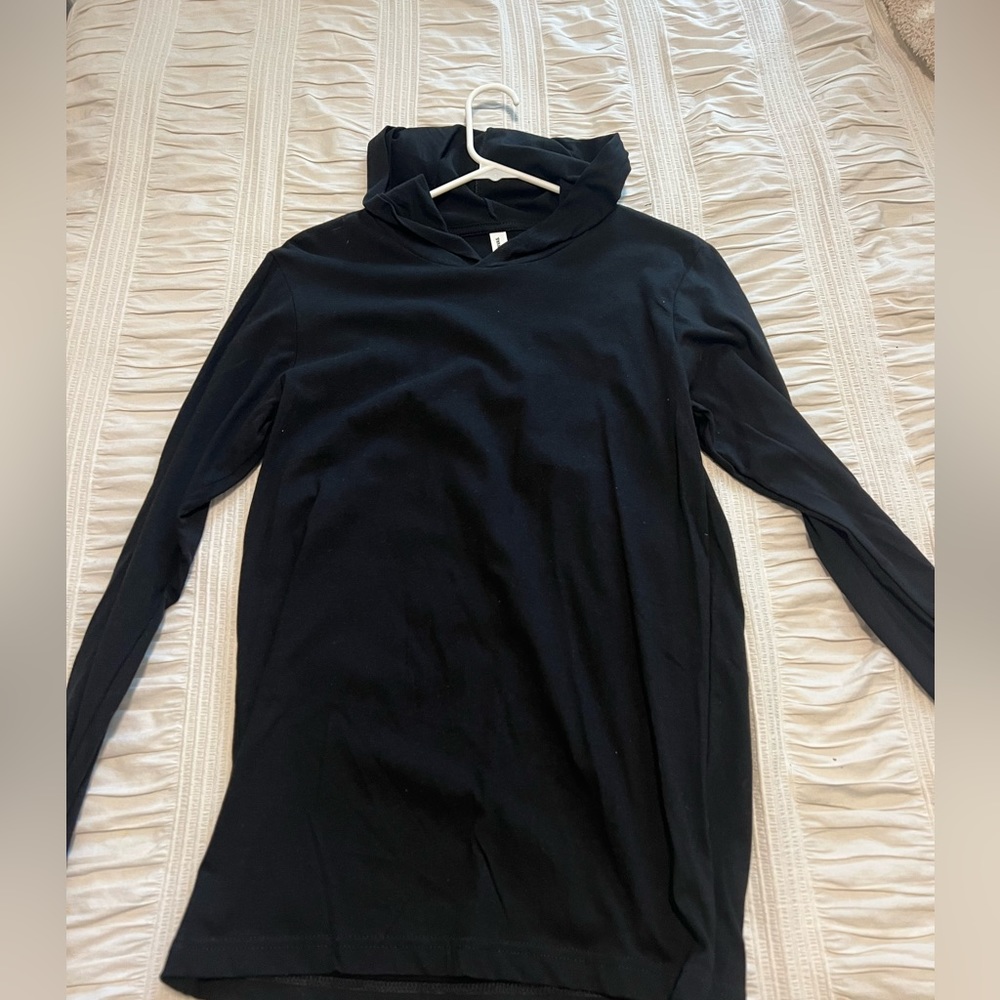 Long sleeve black womens pullover